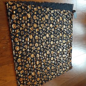 GORGEOUS NWT Fantastic Beasts 36"x70" Whimsical Long Scarf